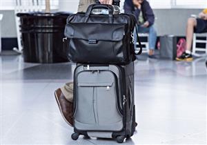 رجل ميت وقرد..أشياء أخذها ركاب علي متن طائرة