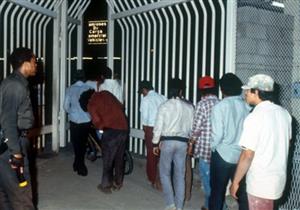 شرطة الهجرة الأمريكية تعتقل مهاجرين عراقيين مسيحيين