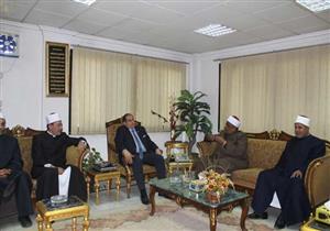 وكيل الأزهر يبحث مع محافظ سوهاج إنشاء مركز صحي لخدمة أبناء الصعيد