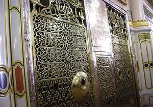 ما سبب عدم دفن النبي صلى الله عليه وسلم لمدة 3 أيام بعد وفاته؟.. داعية يوضح 