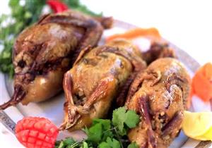 بالفيديو: طريقة عمل الحمام المحشى 