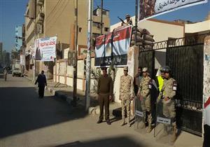 بالصور .. دعاية انتخابية أمام لجان بني سويف 