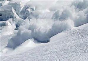 شرطة سويسرا: وفاة شخص بعد انهيار جليدي ضرب منحدرا للتزلج 