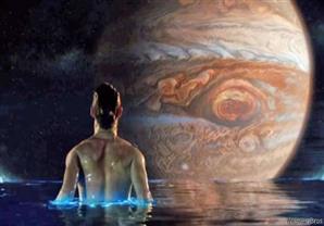 رؤية نقدية: هل يقدم فيلم "صعود جوبيتر" أي جديد؟