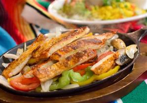 طريقة عمل فاهيتا الدجاج مع الارز من مطبخ منال العالم