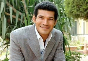 باسم سمرة وإدوارد أبرز الحضور في ''الدنيا مقلوبة''