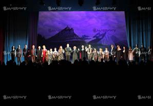 بالصور- نجوم الفن ضيوف العرض العالميSound of music 