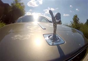 رولز رويس تقتحم العام الجديد بسيارتها "الشبح"