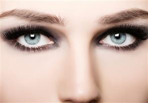 كيف يتم توريث لون العينين؟