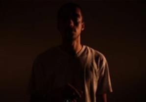 نوفمبر شهر ملائم للموت