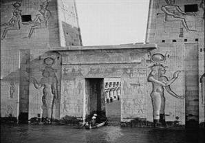 وقت الفيضان.. مياه النيل غطت الآثار الموجودة في أسوان