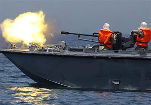 تقارير: زوارق إسرائيلية تطلق النار تجاه صيادين فلسطينيين شمال غرب غزة 