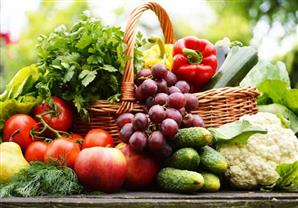 "الأحمر" للسكتات الدماغية.. تعرف على فوائد الأطعمة حسب لونها