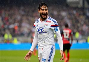 ديلي ميل: فقير طلب من رئيس ليون الرحيل لليفربول