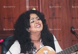 بالصورة- انتهاء أزمة دينا الوديدي مع "المهن الموسيقية"