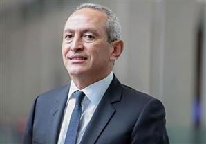 ناصف ساويرس يدخل في شراكة مع الأمريكي هوكينز.. وتطلع للاستثمار في "أديداس"