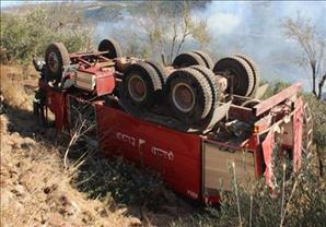 إصابة سبعة أشخاص جراء انقلاب سيارة إطفاء بألمانيا