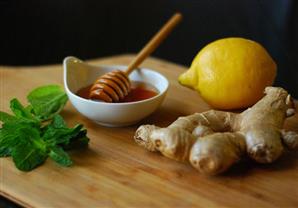 7 طرق لاستخدام العسل في العلاجات المنزلية