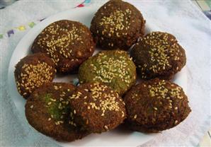 الجارديان تحتفي بالطعمية المصرية