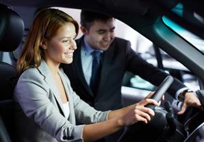 هل الوقت الحالي مناسب لشراء سيارة جديدة؟ خبير يجيب