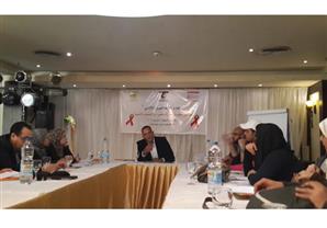 "حاربو المرض مش المريض".. دعوة لنبذ الوصم عن المتعايشين مع مرض الإيدز