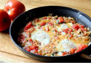 إفطار مصراوى اليوم ... بيض بالطماطم