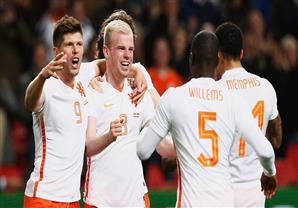 أهداف مباراة (هولندا 2 - إسبانيا 0) وديًا 
