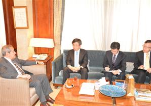 وزير الصناعة: كوريا الجنوبية تشارك بوفد من 30 شخصًا في المؤتمر الاقتصادي