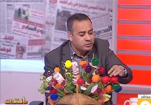 جابر القرموطي يأكل " بيض وخيار " على الهواء