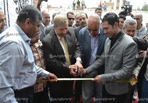 بالصور.. حسني عبد ربه يبني مسجدًا في مسقط رأسه