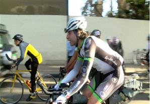 مغامر اسكتلندي يسافر من القاهرة إلى كيب تاون على دراجة