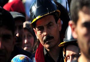 تركيا: بدء محاكمة المتهمين في كارثة منجم سوما