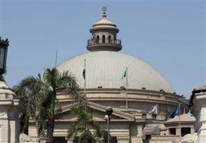 طلاب جامعة القاهرة ينظمون فعالية لتجميل ساحة الحرم الجامعى بمشاركة نصار