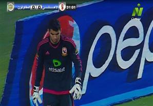 شريف إكرامي يتصدى لتسديدة حسام عبد العال