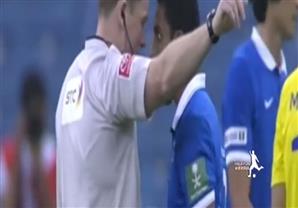 حالات طرد  واشتباك بالايدي بين لاعبي النصر والهلال في ديربي الرياض