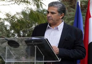 وزير البيئة: الحكومة توازن بين استخدام الفحم والمصادر الأخرى من الطاقة الجديدة