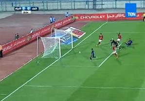 هدف الإفريقي التونسي الأول في مرمى الأهلي بعد خطأ دفاعي