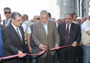  محلب: الدولة وفرت موارد هائلة حتى لا يتكرر انقطاع الكهرباء في الصيف- صور