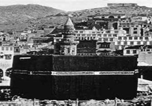 قصة ضرب الكعبة بالمنجنيق 692م