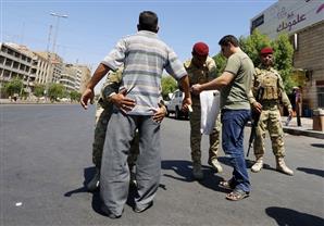 صحيفة: منع دخول العراقيين السنة لبغداد دون كفيل شيعي يتسبب في أزمة 