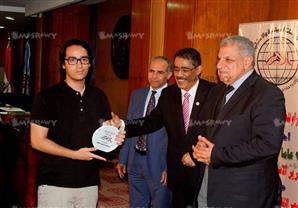 محلب: الحكومة تعدكم بدعم البحث العلمي وتوفير الموارد للمراكز البحثية (صور)