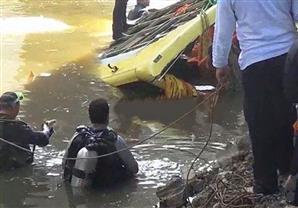 الضفادع البشرية والحماية المدنية تُمشط ترعة المريوطية إثر سقوط ميكروباص بها