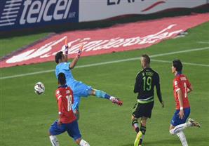 كوبا أمريكا- بالفيديو.. المكسيك تحرج تشيلي بالتعادل على ملعبها وتهدد تأهلها