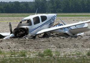 العثور على قطعة كبيرة من حطام طائرة على سواحل تايلاند