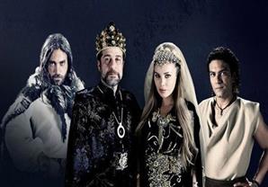 شريف منير يخدع شعبه في "ألف ليلة وليلة"