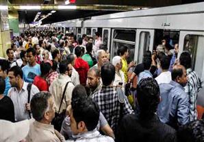 عطل فني بمحطة السادات يربك حركة قطارات المترو . والمسؤولون يتجاهلون التعليق