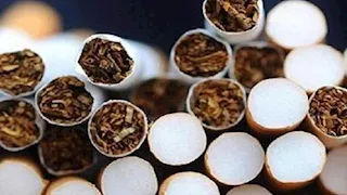 ضبط 12 ألف عبوة سجائر مهربة بحوزة عاطل في مطروح