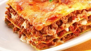 فطارك اليوم.. طريقة تحضير اللازانيا الإيطالية في دقائق 