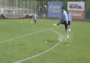 الكرة تنفجر بسبب تصويبة هالك البرازيلي