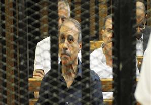 محامي العادلي: لولا وجوده وزيرا للداخلية لسقط الآلاف من المتظاهرين في ثورة يناير